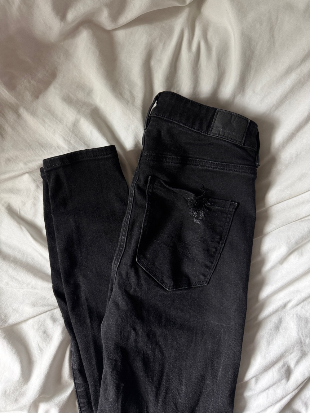 American Eagle Outfitters Women’s Skinny Jeans in Black